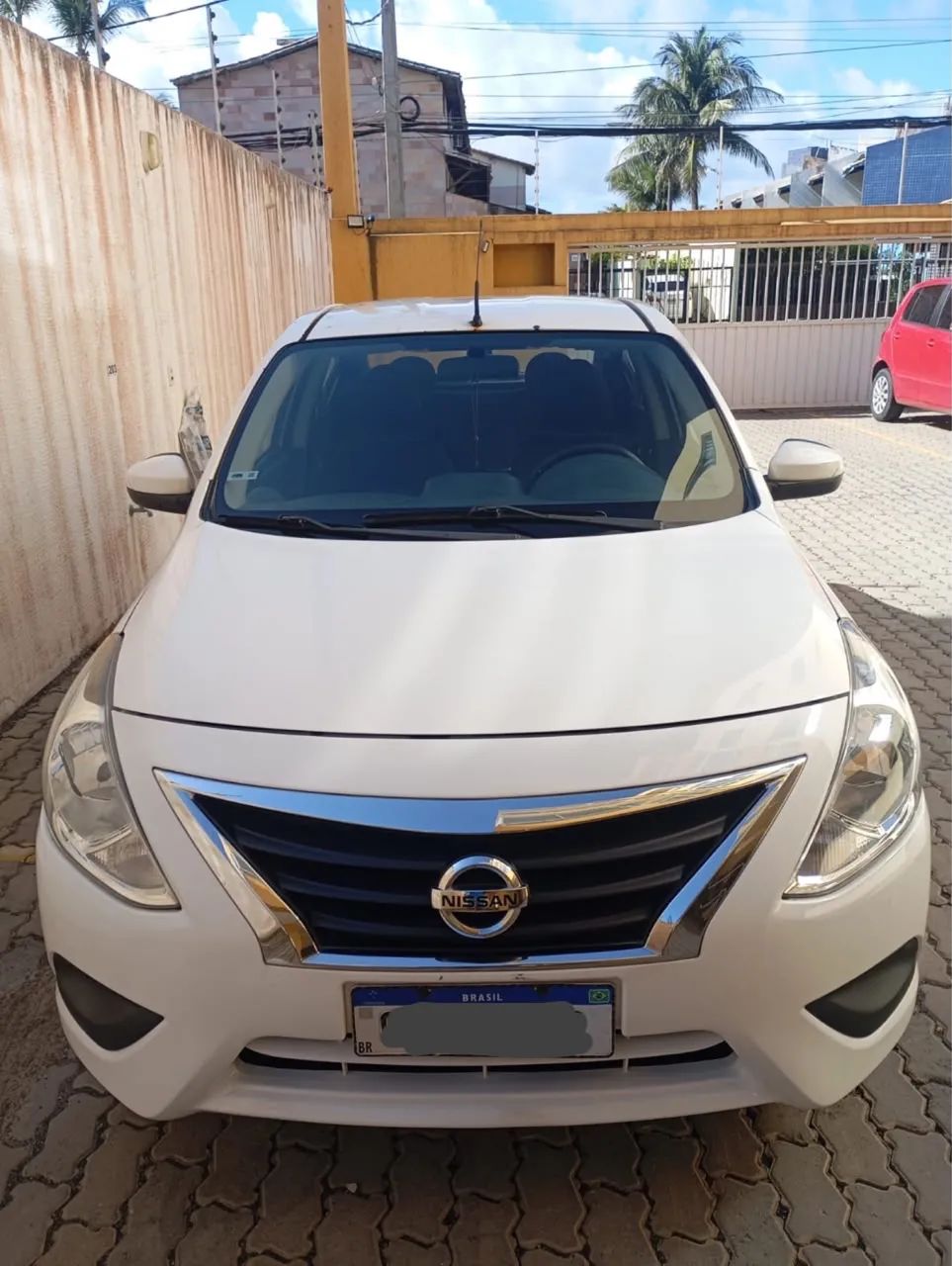 Nissan Versa 2018