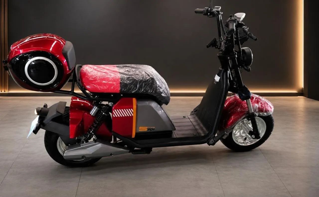 Scooter eletrica 701 sport 2026 com Bluetooth e som