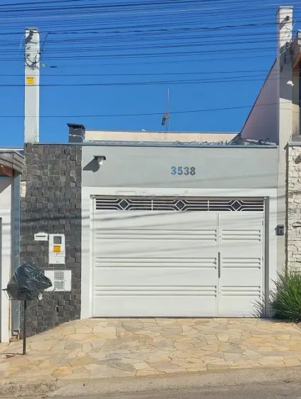 - CASA NO JOÃO DE DEUS