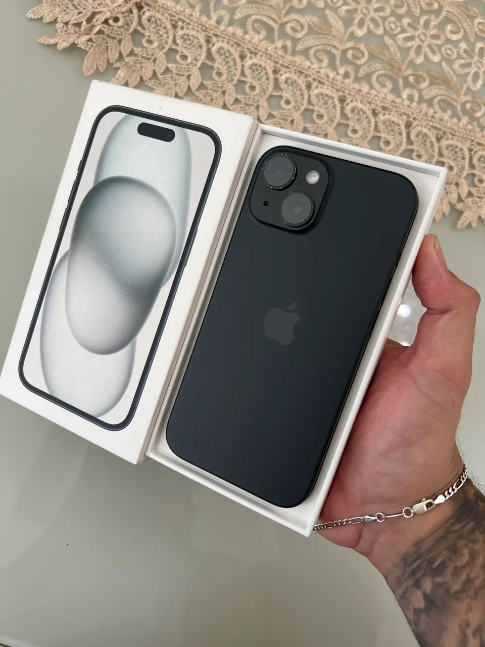 iPhone 15 - 128 GB