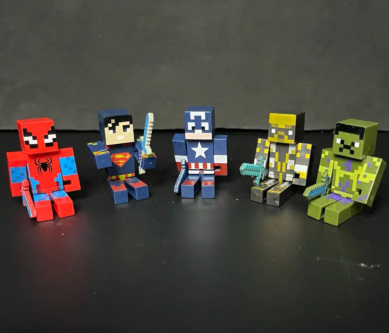 Mini Bonecos Super-Heróis Minecraft - Foto 2