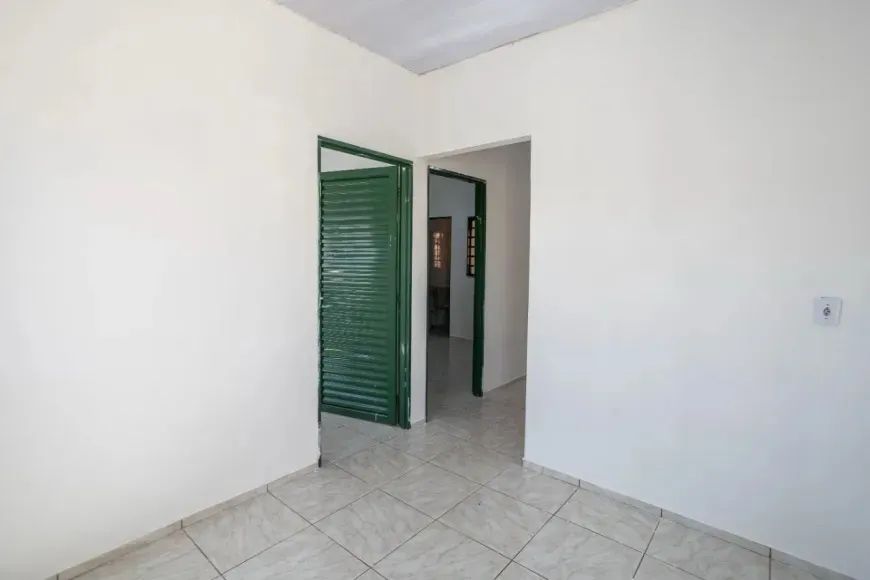 Vendo casa na estrutural ( toda reformada)  - Foto 5