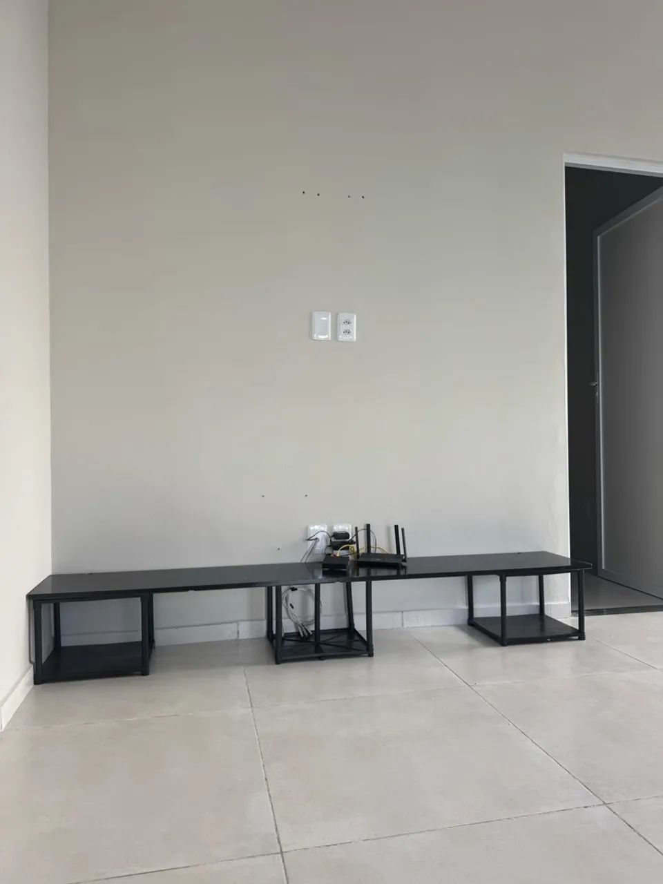 Alugo quarto 