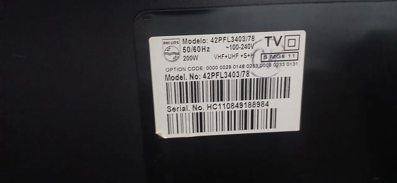 Vendo TV Monitor 42 polegadas precisa de conversor digital para canais abertos  - Foto 4