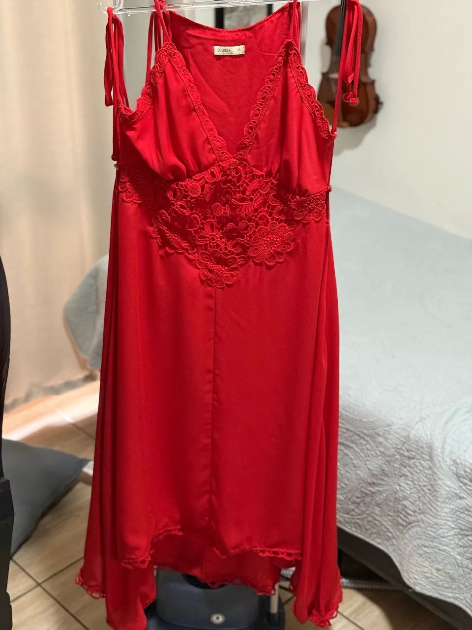 Vestido vermelho com renda - Foto 2