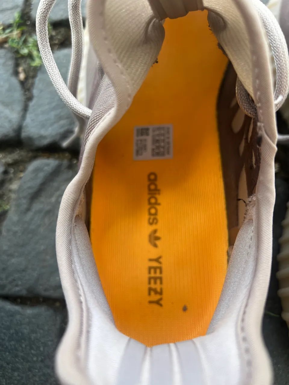 Adidas YEEZY Boost 350 v2 - Foto 2