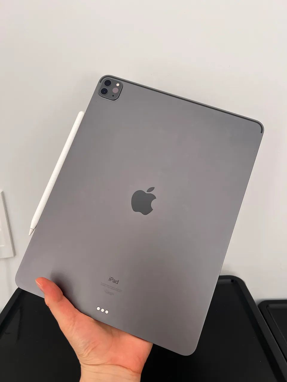 iPad Pro 512GB + Apple Pencil + 2 cases original - Foto 5