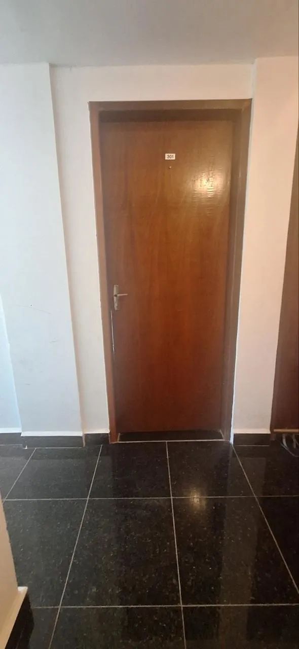 Apartamento 2 quartos reformado com Garagem. Sobradinho - Foto 4