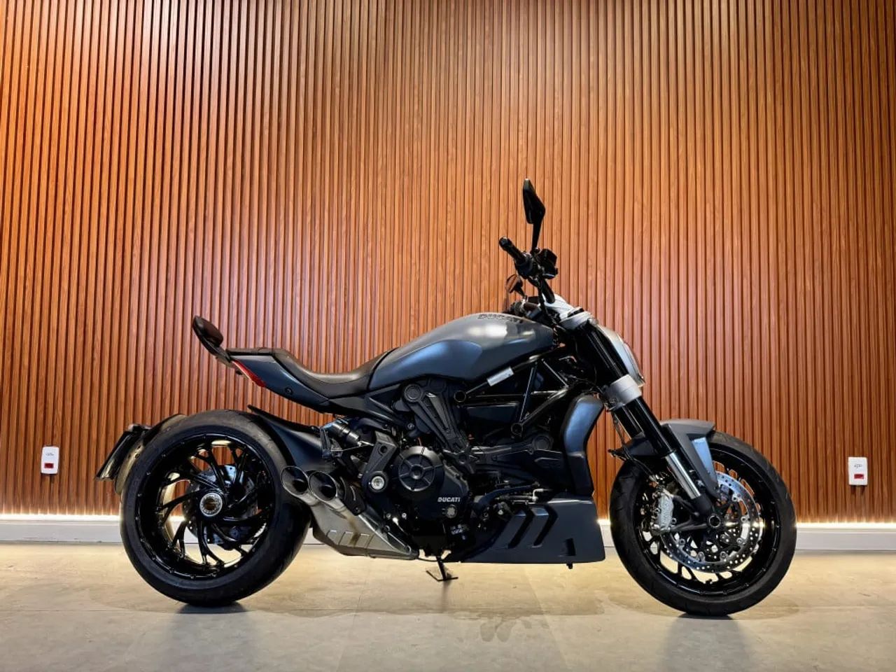 DUCATI XDIAVEL S 2019 - Foto 2