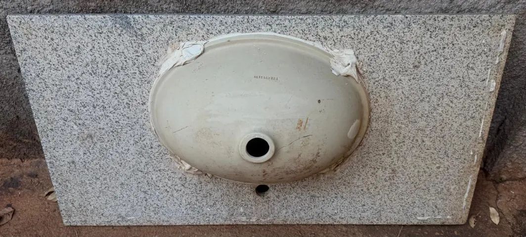 BANCADA BANHEIRO COM CUBA DE EMBUTIR (SEM USO) - Foto 2