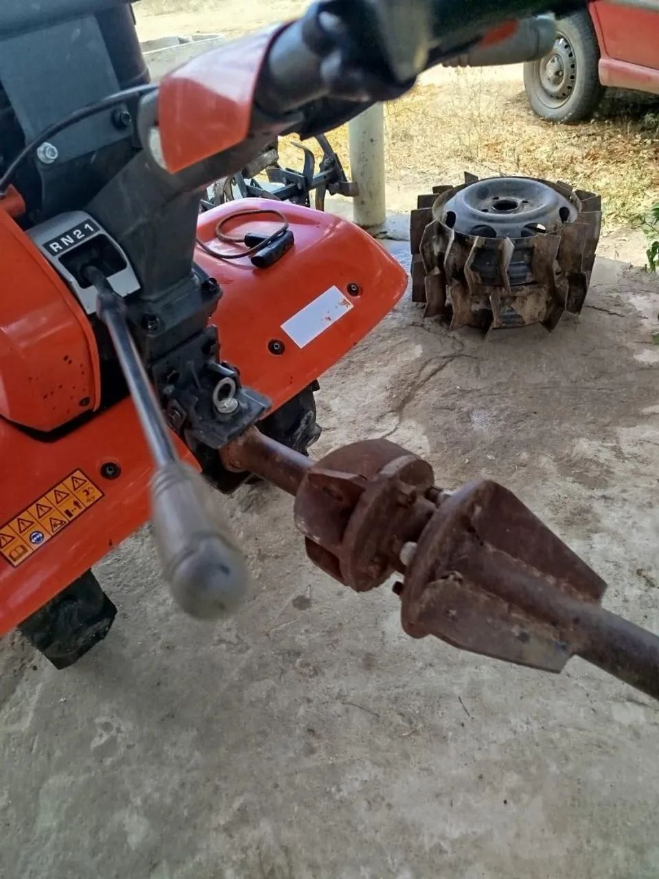 Tratorito Husqvarna TF338 - Foto 4