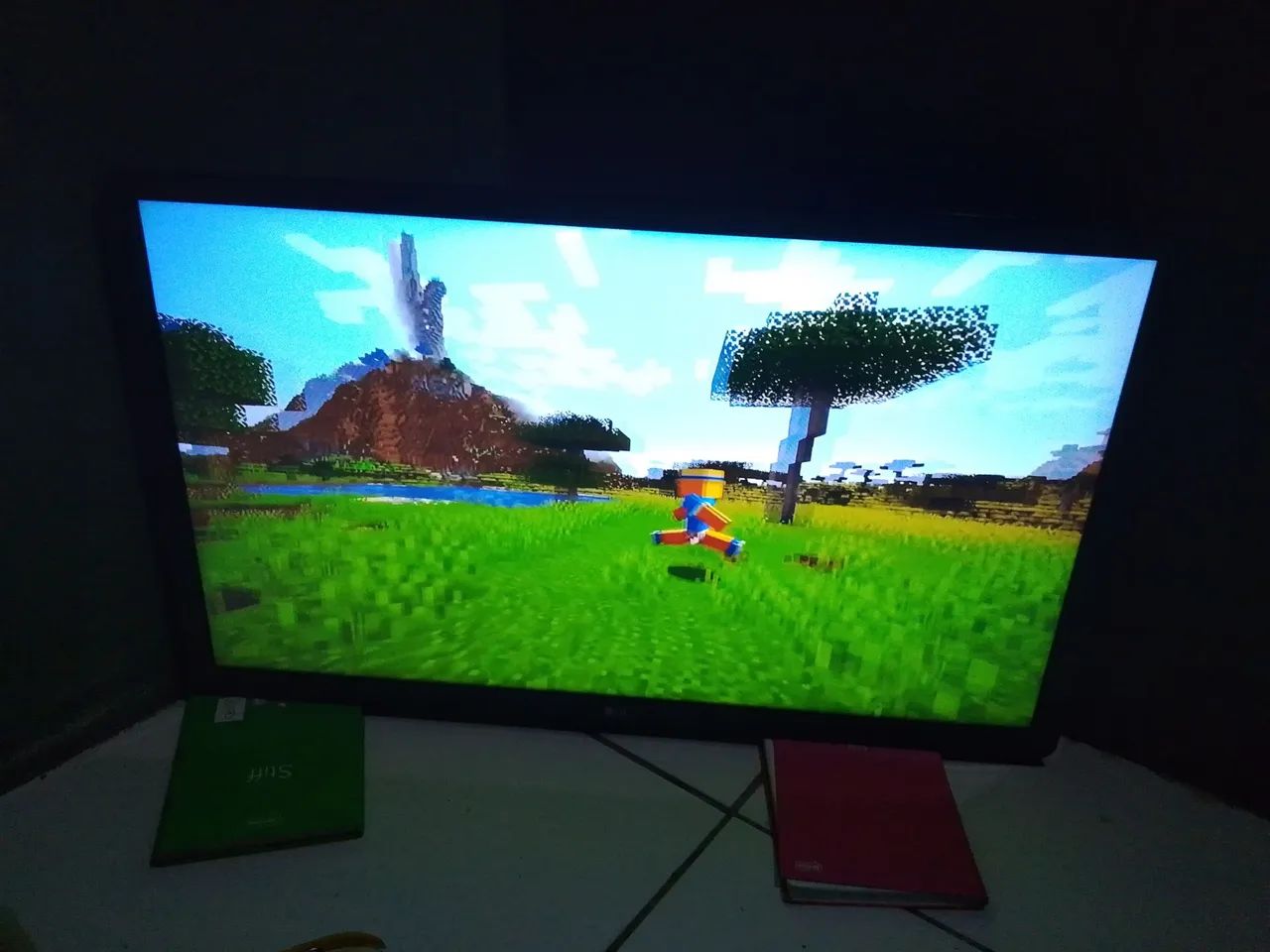 Vendo uma TV 