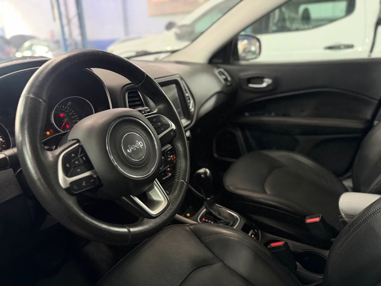 Jeep Compass Longitude 2.0 4X2 Flex 16V Aut. 2017 - Foto 3