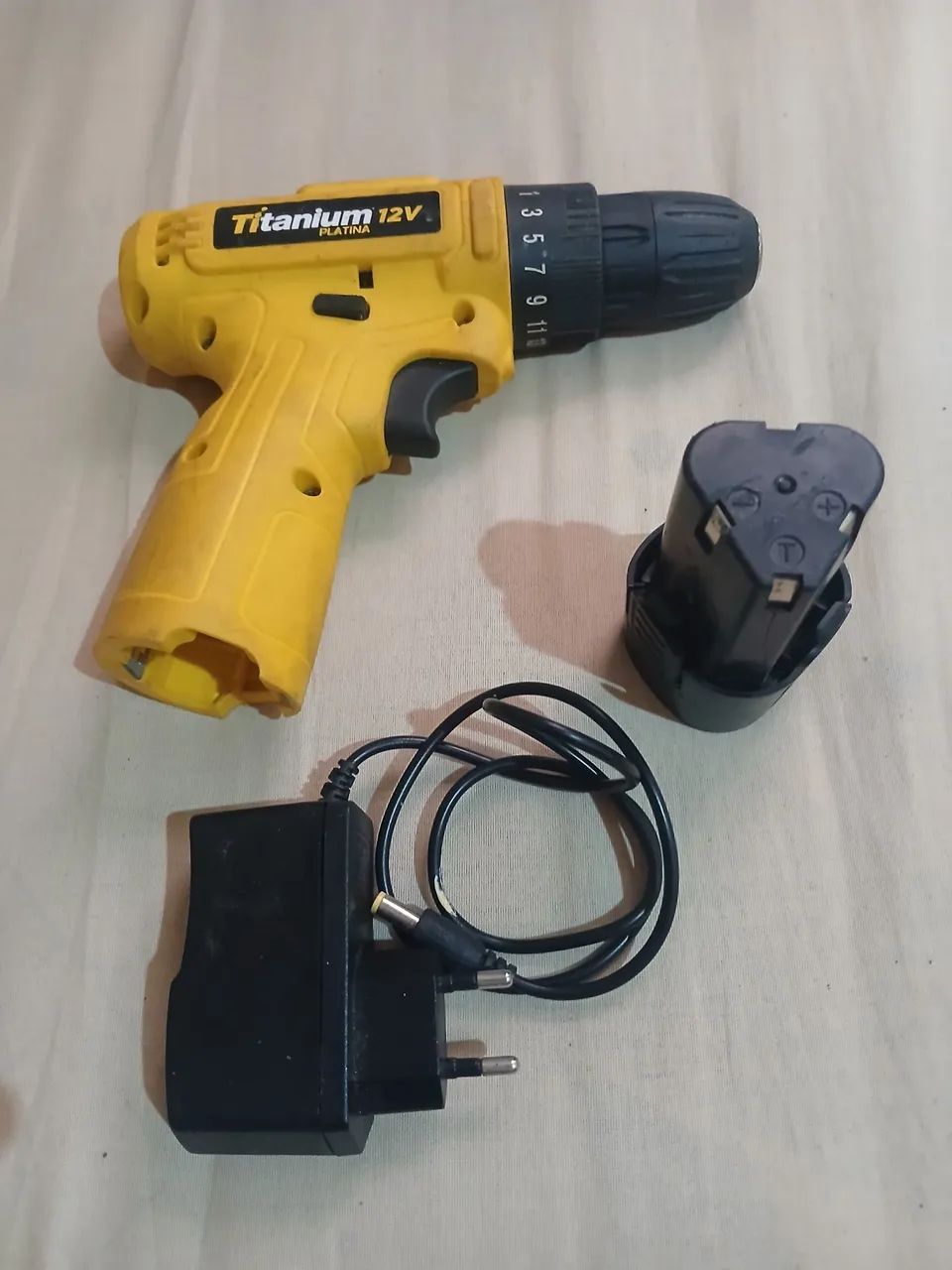 Vendo 100,00 Parafusadeira  - Foto 2