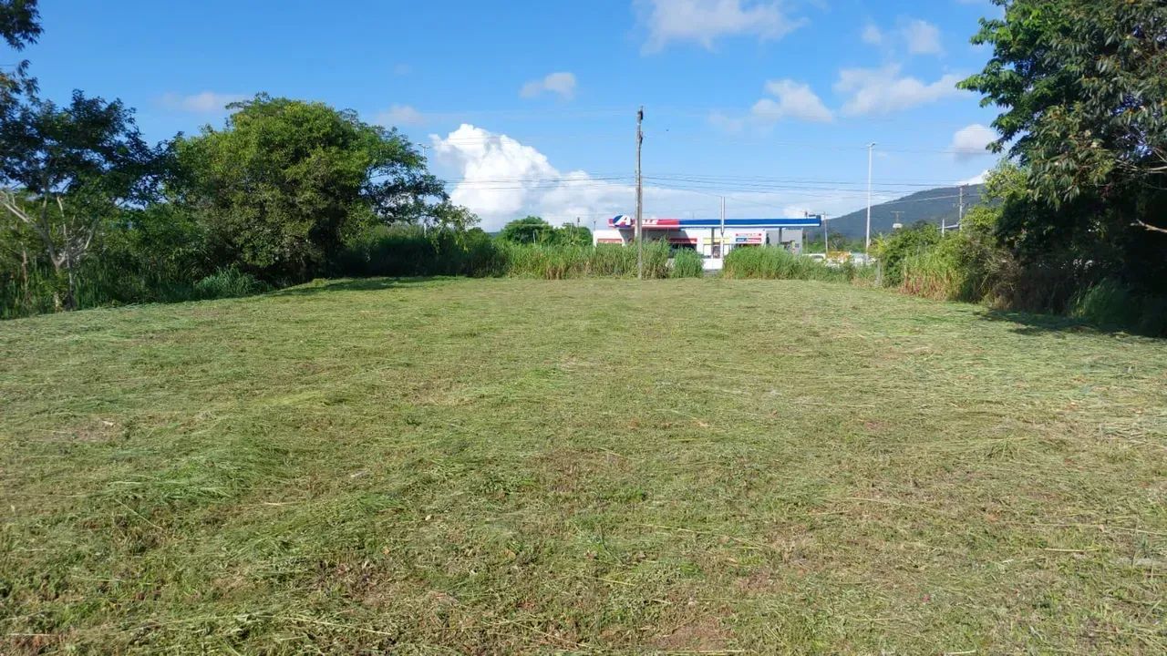 Terreno c/2600m2, com viabilidade Comercial e  Residencial