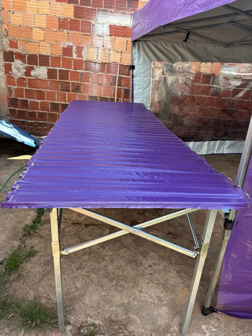 Tenda + mesa em excelente estado  - Foto 3