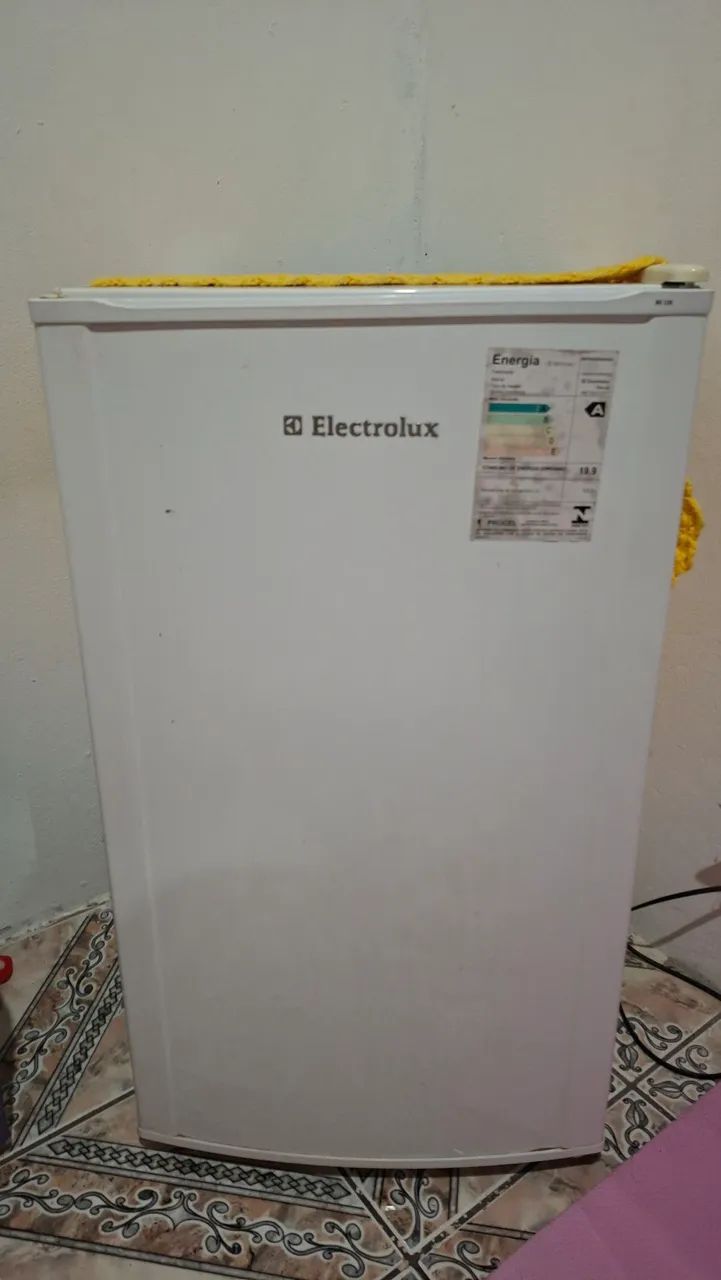 Frigobar  Electrolux 