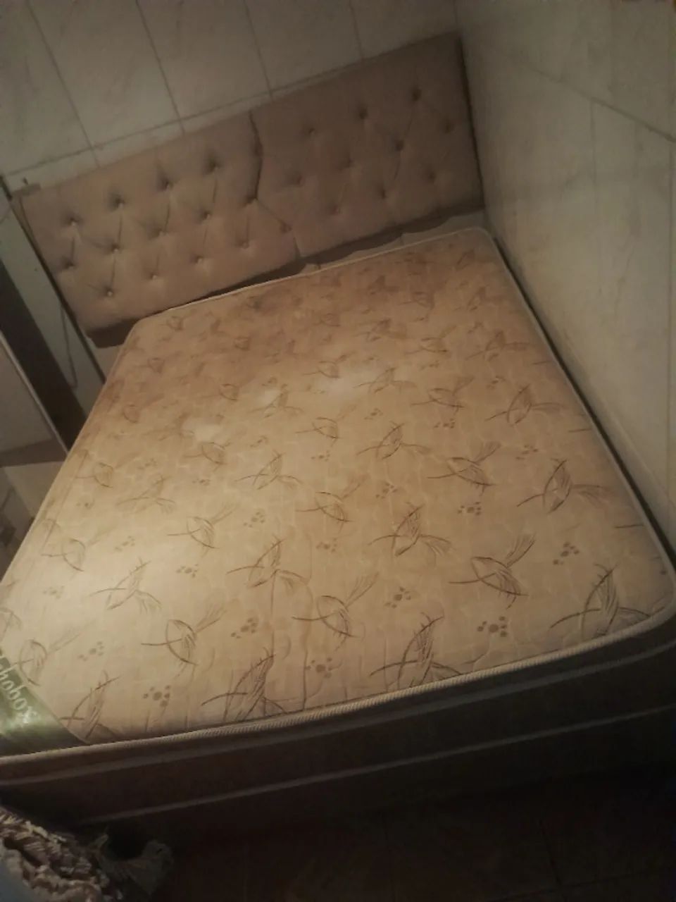 Cama box