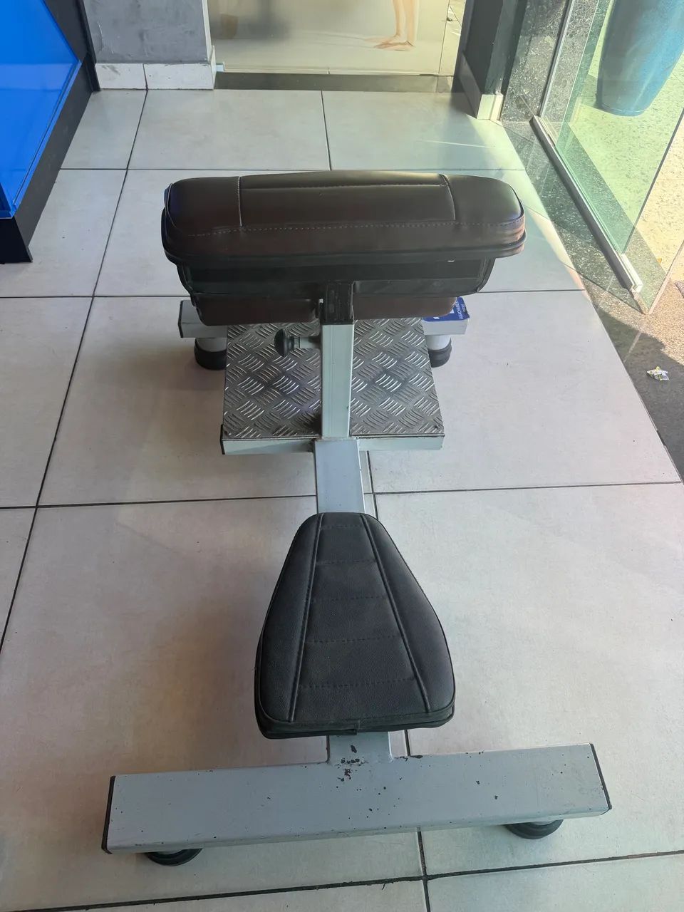 Aparelho de musculação Sissy - Foto 3
