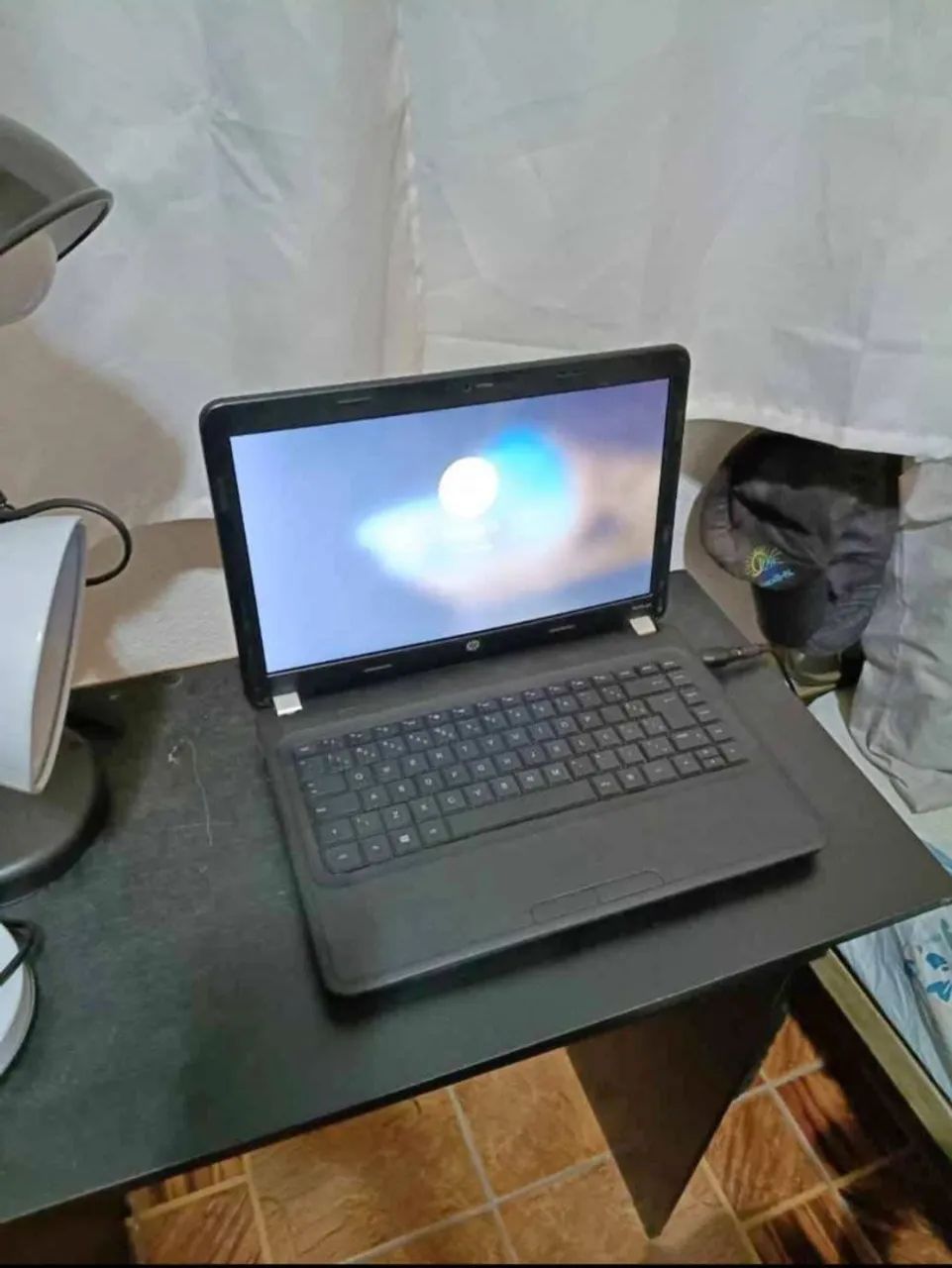 Notebook Hp i3 com HDMI 399$ hj