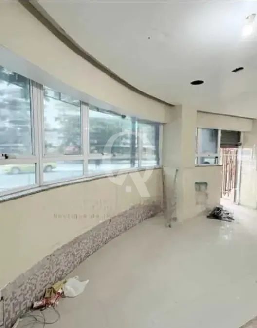 Ponto Comercial no Leblon e 2 banheiros à Venda, 187m - Foto 2