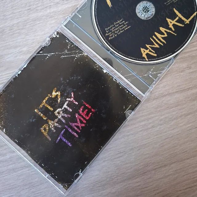 CD: Kesha - Animal - Foto 2