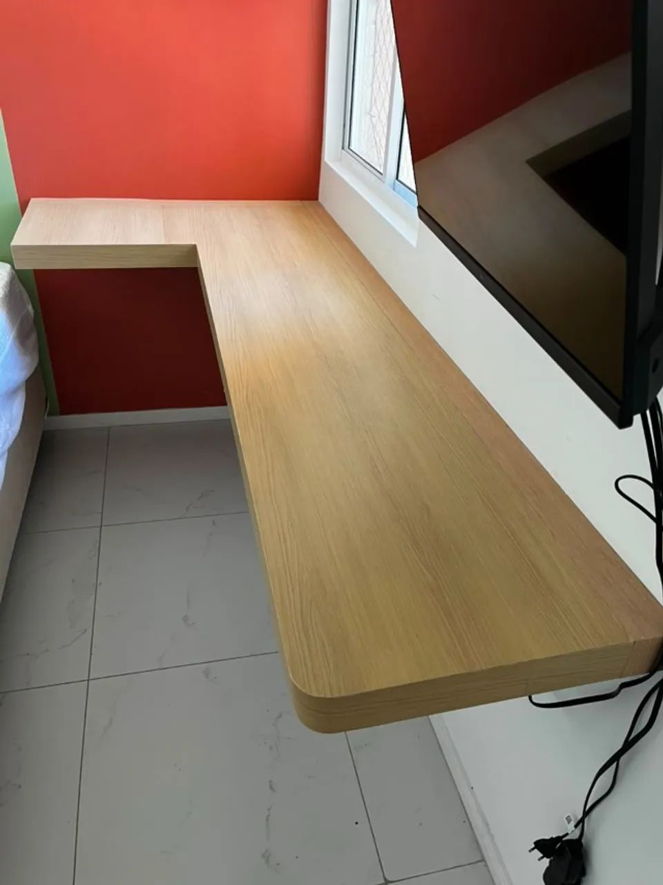 Mesa em formato L  - Foto 2
