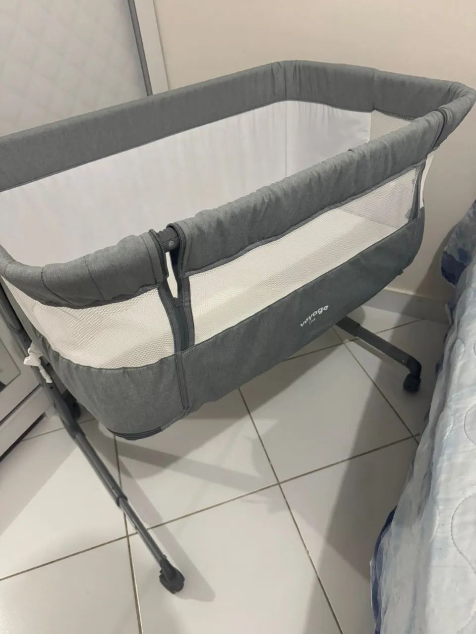 Vende-se berço acoplado Voyage - Foto 3