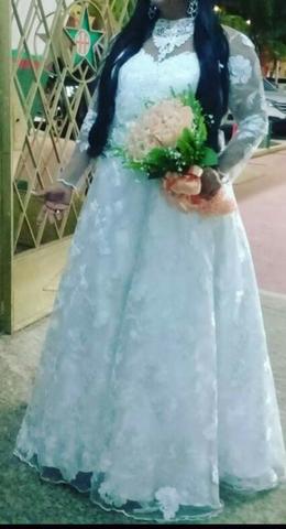 Vestido de Noiva manequim 44 usado 1 vez