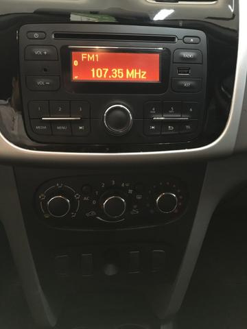 Renault Logan - Foto 5