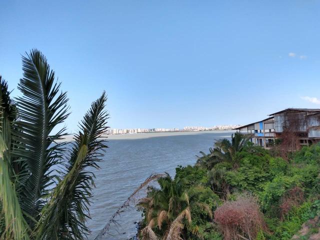 Lote com quadra vista para o mar