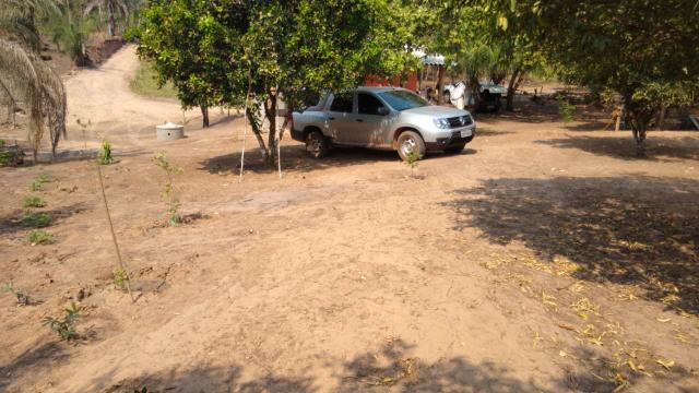 Vendo chacarra manso em frentre a rotatoria paraiso do manso entra a esquerda - Foto 3