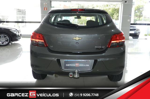 Gm Onix 1.4 LT Flex Manual 106cv Lacrado Revisado Estepe Zero Multimídia - Foto 9