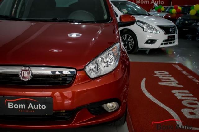 Fiat Grand Siena 1.6 Essence I-motion 2013 - Foto 3