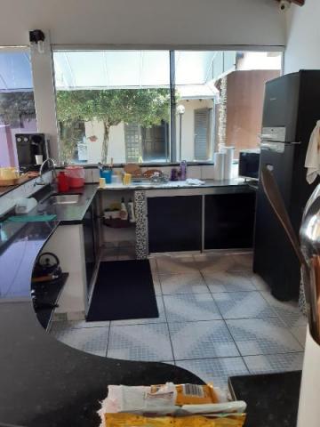 Casa com três suítes, em terreno enorme. - Foto 12