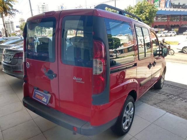 Doblo essence 1.8 Flex 5p 7 lugares - Foto 9