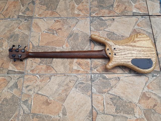 Baixo Warwick Corvette Double Buck 5 Made in Germany - Foto 2