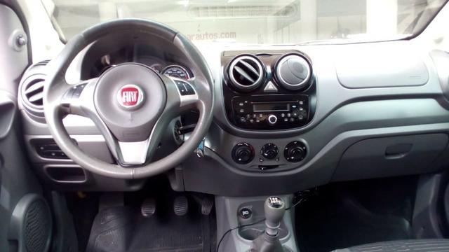 Fiat Pálio Attractive 1.4 2013 - Foto 6