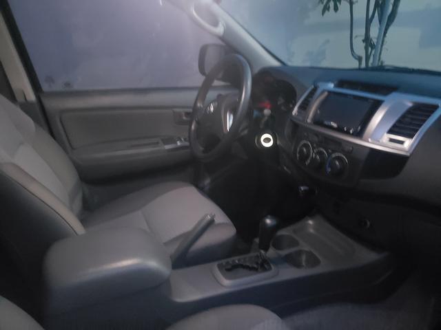 Hilux - Foto 2