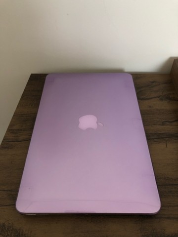 USADO MacBook Air Ano 2011 4GB 11 polegadas Core i5 com defeito no teclado - Foto 2