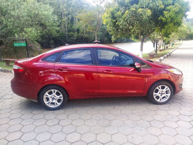 FORD FESTA SEDAN SE 1.6
