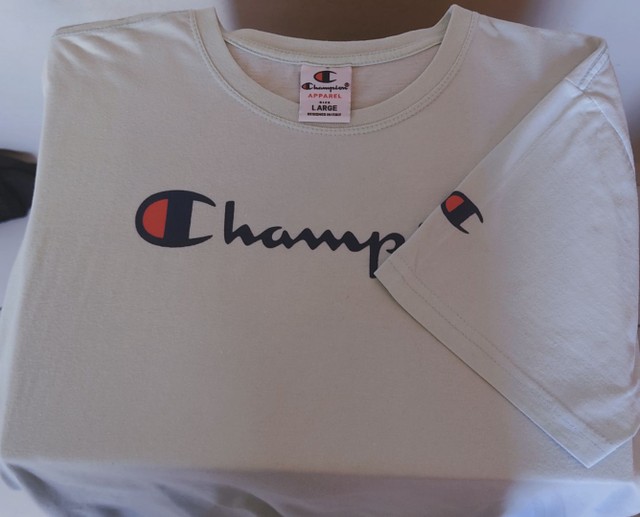 Camiseta Champion - Foto 2
