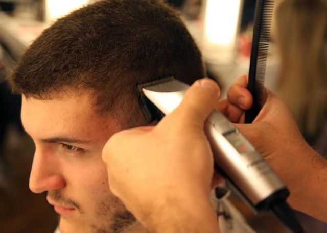 Curso de Barbeiro ou Corte Masculino RG 4527 MEC