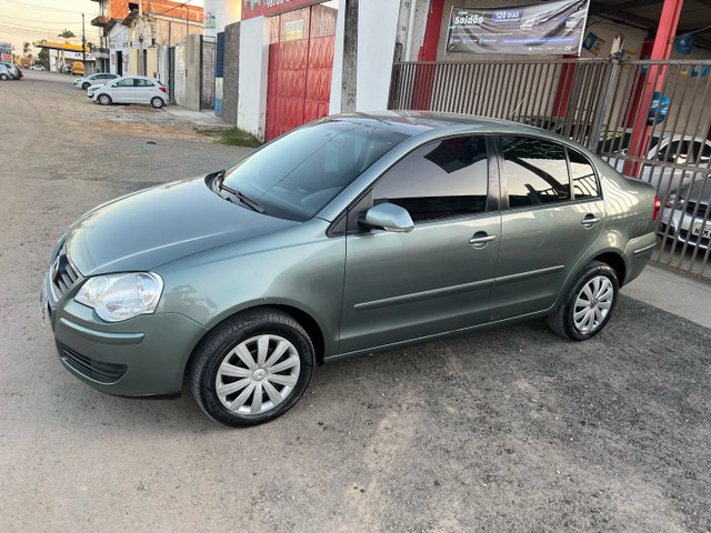 polo sedan 2011 olx