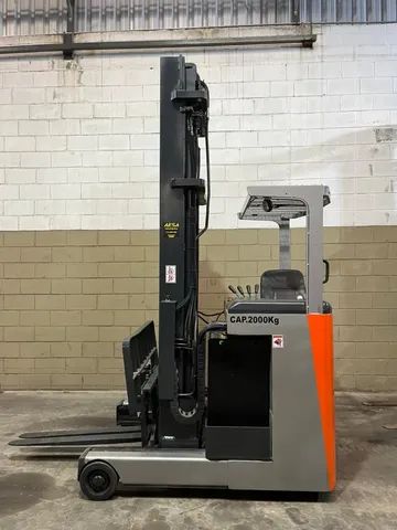 Empilhadeira Elétrica Retrátil Toyota, FBRE20, Capacidade 2.000Kg - Foto 4