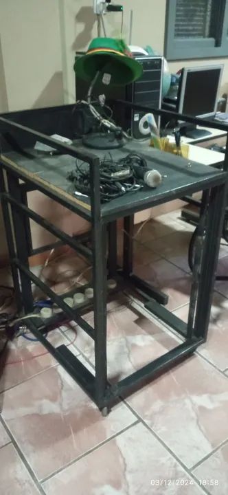 Caixa de som 18 polegadas e rack para equipamentos  - Foto 5