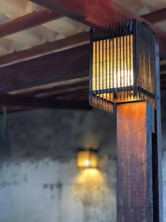 Kit 02 arandelas de parede, em madeira - Foto 2