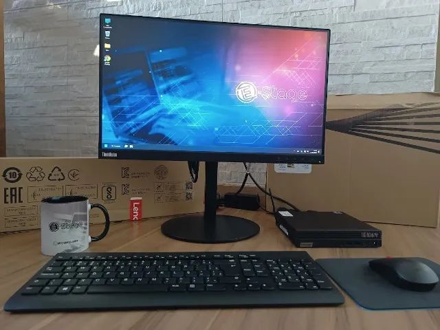 Desktop Lenovo Thinkcentre Tiny | Monitor ThinVision T22 IPS | Teclado e Mouse sem fio Le