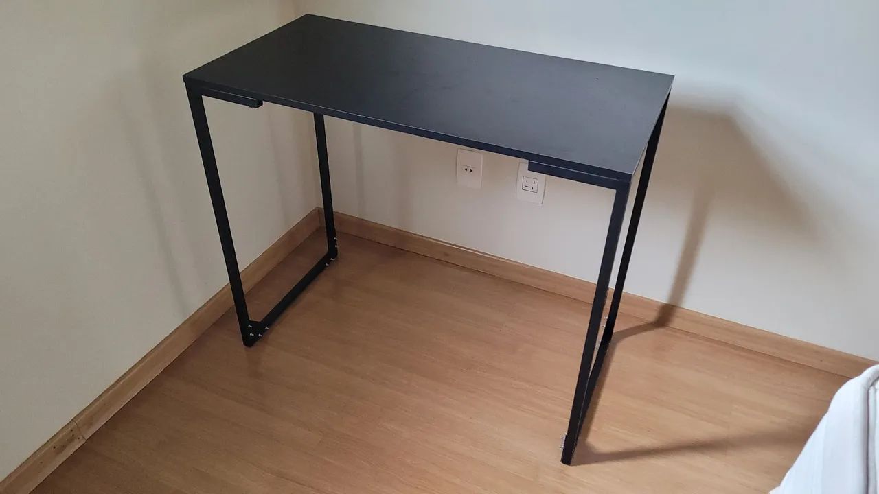 Mesa escrivaninha/Home office/Penteadeira modelo industrial cor preta - Foto 5