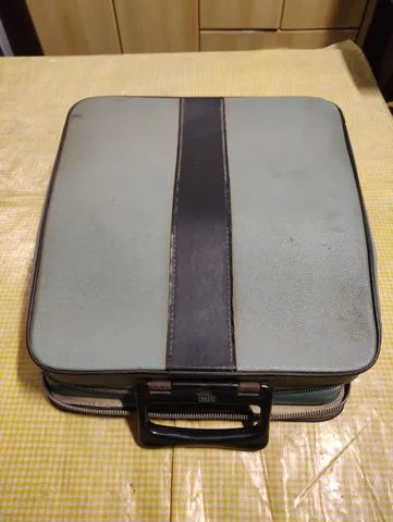 Máquina de escrever Olivetti Lettera 32 - Foto 5